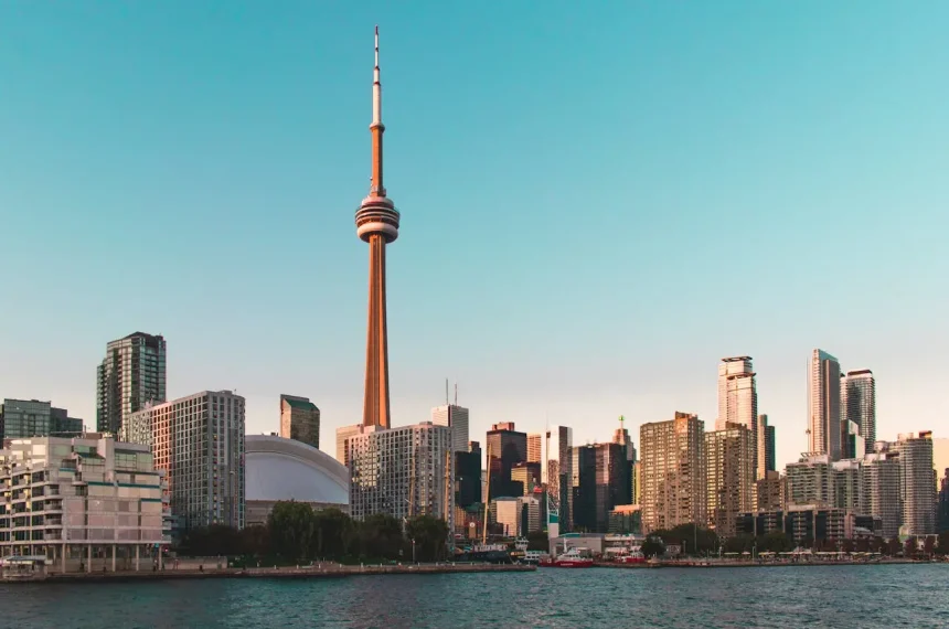 Top Cities to Invest in Real Estate in Canada Right Now